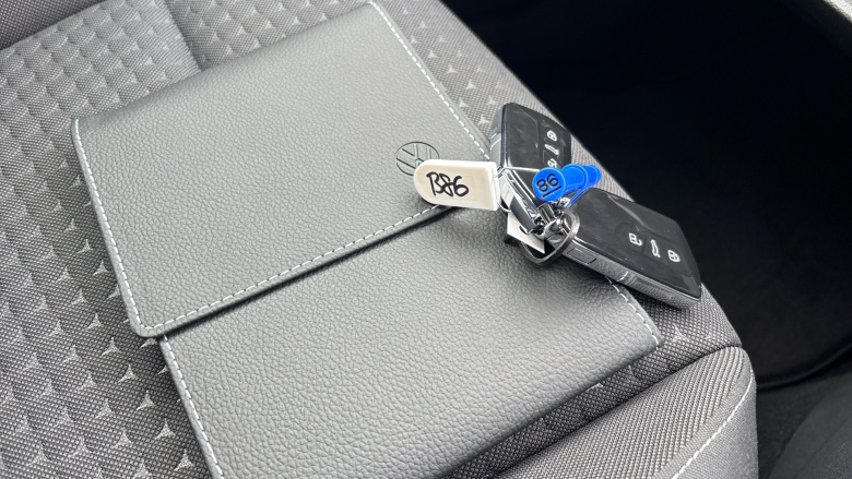 Volkswagen T-Roc 1.5 eTSI Life 5dr DSG Petrol Hatchback